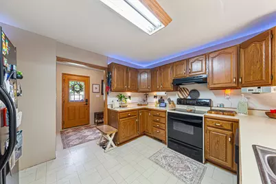 240 Rice Street N, Kasota, MN 56050 - Photo 4