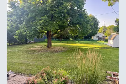 314 Colfax Avenue NW, Renville, MN 56284 - Photo 8