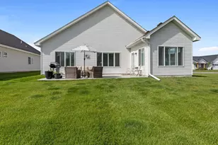301 Riverview Cir, Hanover, MN 55341 - Photo 22