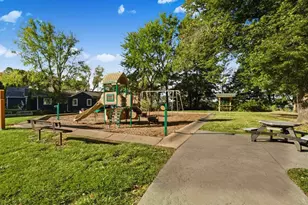 4525 Walnut St, Medina, MN 55359 - Photo 6