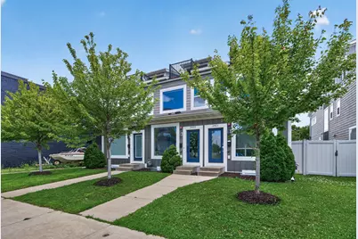 2423 2nd Street NE, Minneapolis, MN 55418 - Photo 1