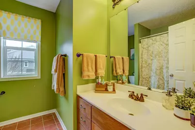 1634 Woodlynn Avenue #1, Maplewood, MN 55109 - Photo 12
