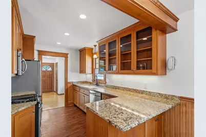 8701 Vincent Avenue S, Bloomington, MN 55431 - Photo 8