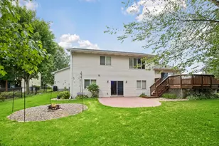 253 Teckla Ct, Lino Lakes, MN 55014 - Photo 8