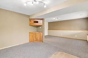 747 Louisiana St NW, Hutchinson, MN 55350 - Photo 16
