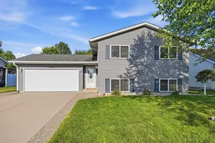 747 Louisiana St NW, Hutchinson, MN 55350 - Photo 24
