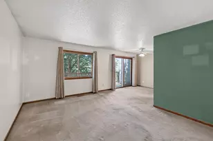 3915 Gershwin Ave N, Oakdale, MN 55128 - Photo 6