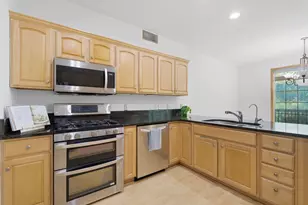 5546 Malibu Dr, Edina, MN 55436 - Photo 6