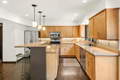 606 Carver Beach Road, Chanhassen, MN 55317 - Photo 20
