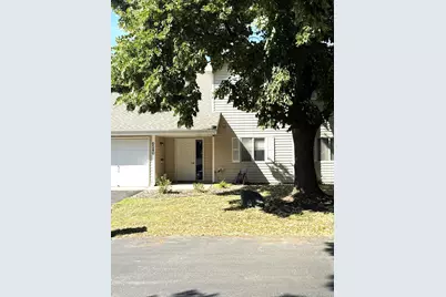 6240 Magda Drive #D, Maple Grove, MN 55369 - Photo 2