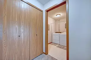 6240 Magda Dr, Maple Grove, MN 55369 - Photo 14