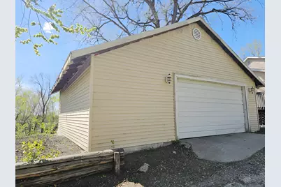 312 Merriam Avenue, Montevideo, MN 56265 - Photo 2