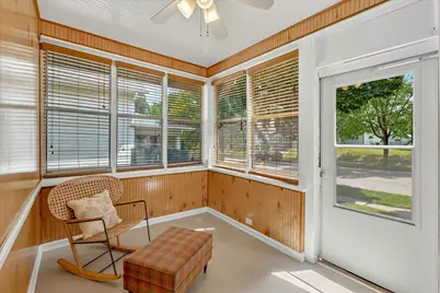 1217 6th Street E, Saint Paul, MN 55106 - Photo 2