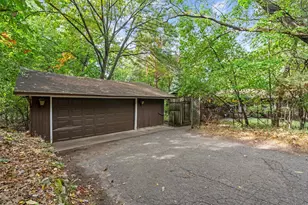 8274 Hidden Bay Trail N, Lake Elmo, MN 55042 - Photo 34
