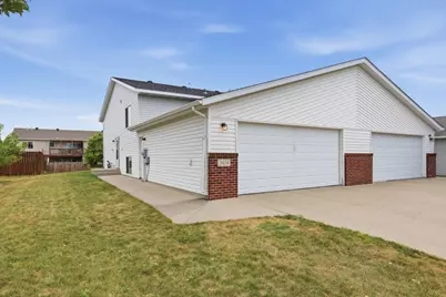 3424 16th Street S, Moorhead, MN 56560 - Photo 2