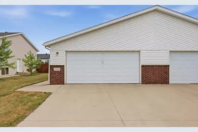 3424 16th Street S, Moorhead, MN 56560 - Photo 1