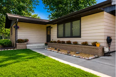 575 Prospect Court NE, Saint Cloud, MN 56304 - Photo 4