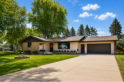 575 Prospect Court NE, Saint Cloud, MN 56304 - Photo 1