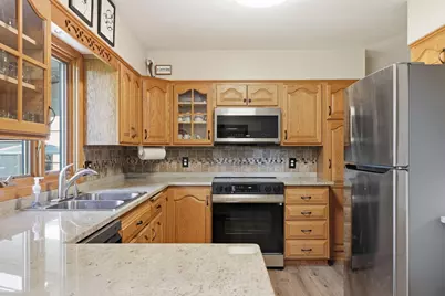 575 Prospect Court NE, Saint Cloud, MN 56304 - Photo 8
