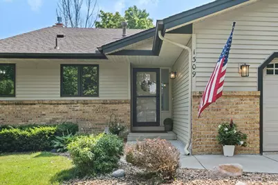 1309 Fremont Court, Burnsville, MN 55306 - Photo 4