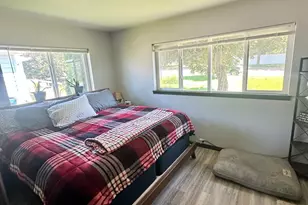 401 N Burlington Ave, Fergus Falls, MN 56537 - Photo 14