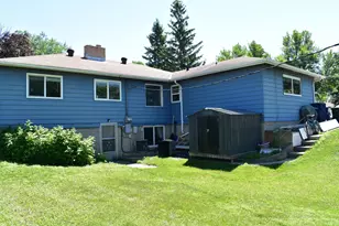 401 N Burlington Ave, Fergus Falls, MN 56537 - Photo 6