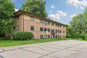 2381 Unity Ave N, Golden Valley, MN 55422 - Photo 2