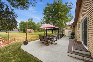 7616 Peltier Lake Dr, Lino Lakes, MN 55038 - Photo 6