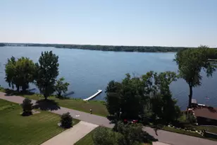 7616 Peltier Lake Dr, Lino Lakes, MN 55038 - Photo 4