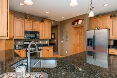 117 Grovebrook Drive, Mankato, MN 56001 - Photo 14