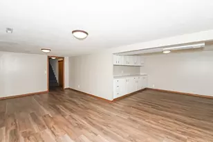 2264 Rice Creek Rd, New Brighton, MN 55112 - Photo 8
