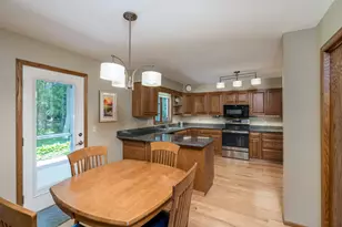 80 Canterbury Ct, Mankato, MN 56001 - Photo 14