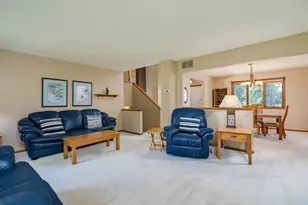 80 Canterbury Ct, Mankato, MN 56001 - Photo 6