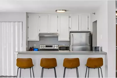 433 S 7th Street #1701, Minneapolis, MN 55415 - Photo 18