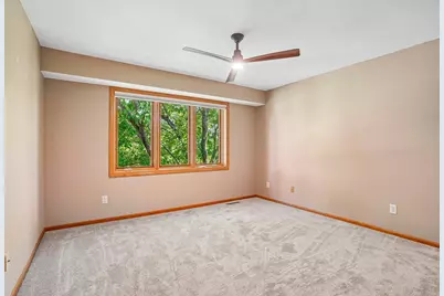 13710 61st Avenue N, Plymouth, MN 55446 - Photo 32