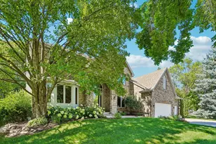13710 61st Ave N, Plymouth, MN 55446 - Photo 2