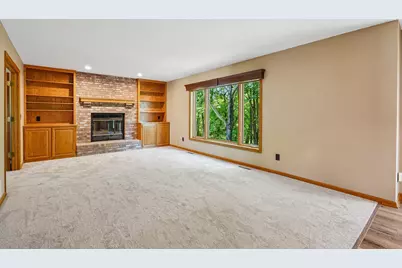 13710 61st Avenue N, Plymouth, MN 55446 - Photo 16