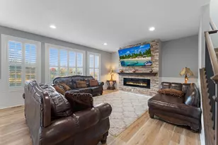 24877 Harvest Meadows Ct, Lakeville, MN 55044 - Photo 8