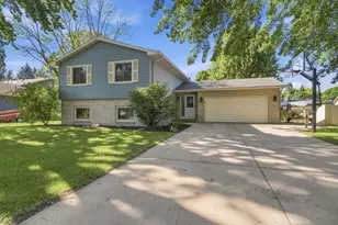 7801 119th Ave N, Champlin, MN 55316 - Photo 2