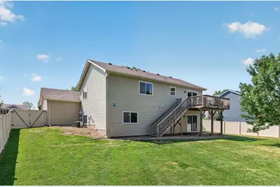 608 Dillon Avenue N, Montrose, MN 55363 - Photo 4