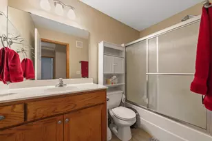 2402 Elianna Dr, Northfield, MN 55057 - Photo 24