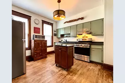 998 Margaret Street, Saint Paul, MN 55106 - Photo 4