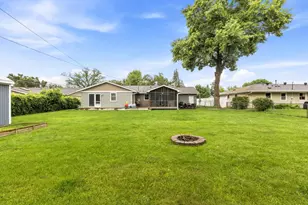 2308 W 96th St, Bloomington, MN 55431 - Photo 28