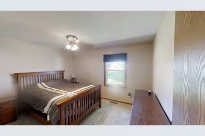 1302 19th Avenue SW, Austin, MN 55912 - Photo 16
