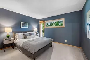 318 E 44th St, Minneapolis, MN 55409 - Photo 16