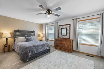 10154 Country Club Curve, Woodbury, MN 55129 - Photo 8