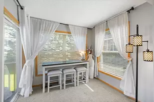 10154 Country Club Curve, Woodbury, MN 55129 - Photo 6