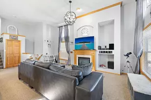 10154 Country Club Curve, Woodbury, MN 55129 - Photo 2