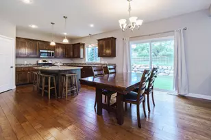 15224 Valley View Dr, Savage, MN 55378 - Photo 12