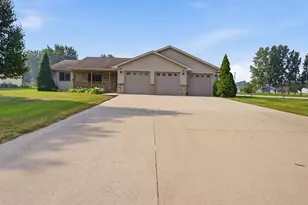 627 5th St NW, Richmond, MN 56368 - Photo 2